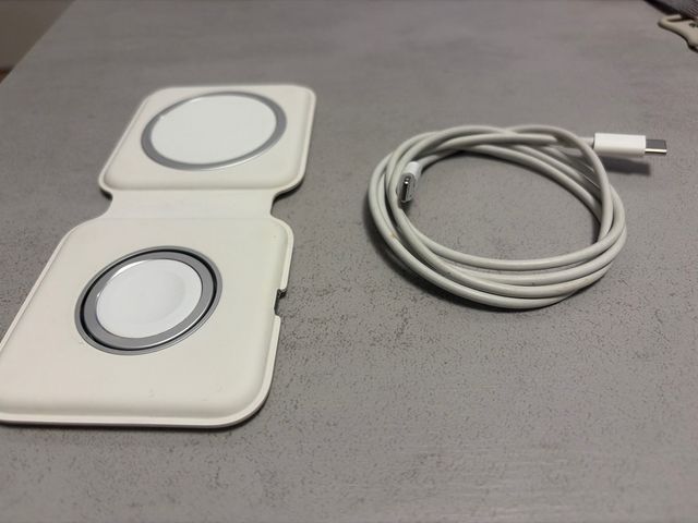 Cargador MagSafe Duo Apple
