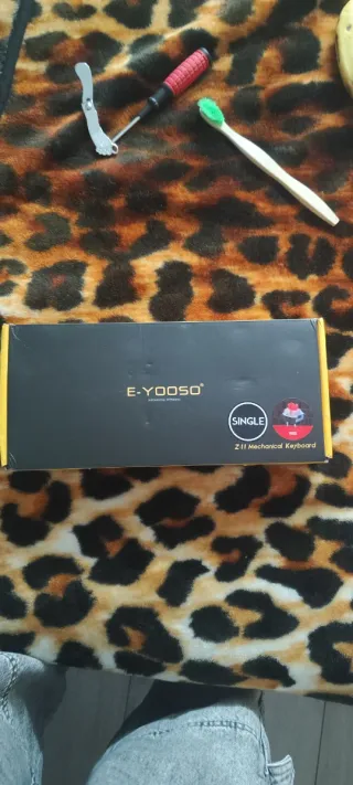 Teclado Gamer E-Yooso 60% Inglés