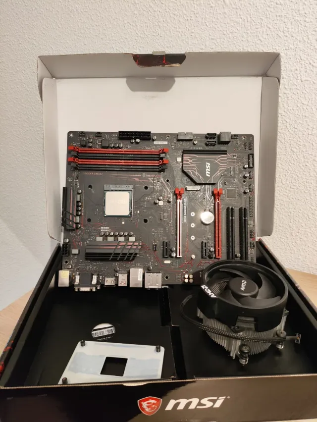 Placa Base MSI y Procesador