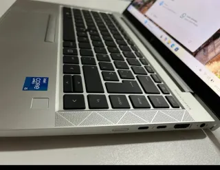 HP EliteBook 840 G8 Plata