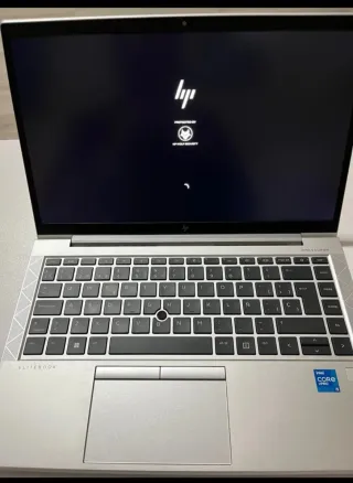 HP EliteBook 840 G8 Plata