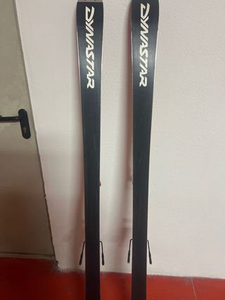 Esquís Dynastar 170cm con fijaciones