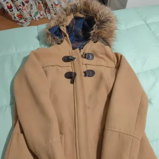 Trenca marrón mujer con capucha