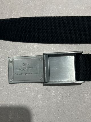 Cinturón banda rock HIM plateado