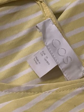 Vestido asimétrico amarillo