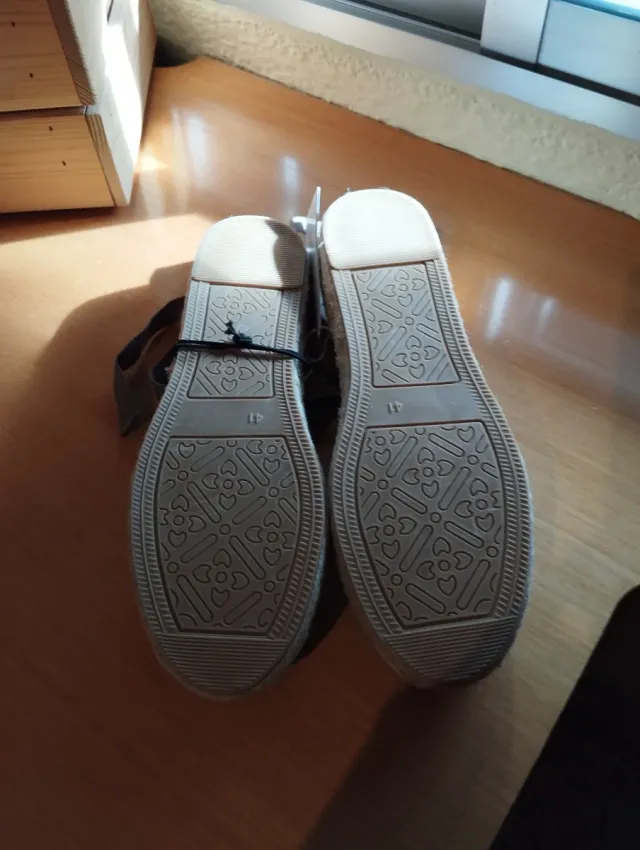 Alpargatas de mujer con cordones