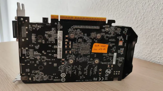 Tarjeta Gráfica Gigabyte GTX 1050 Ti OC 4GB