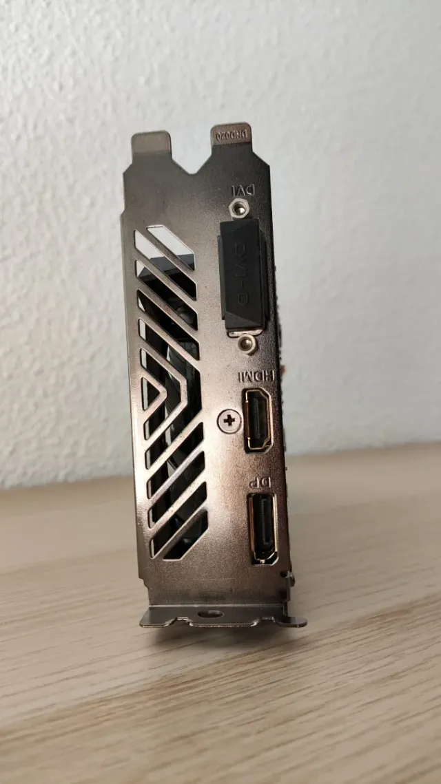 Tarjeta Gráfica Gigabyte GTX 1050 Ti OC 4GB