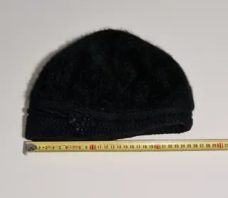 Berretto con angora e interno in ecopelliccia