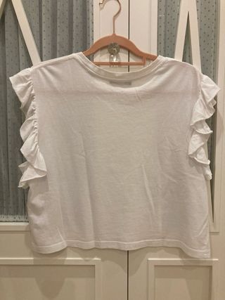 Camiseta volantes Zara