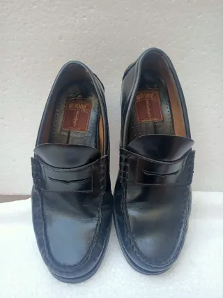 Zapatos de piel Moore negros