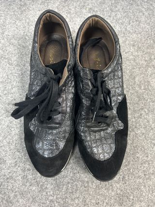 Zapatillas Mujer Negras y Plateadas