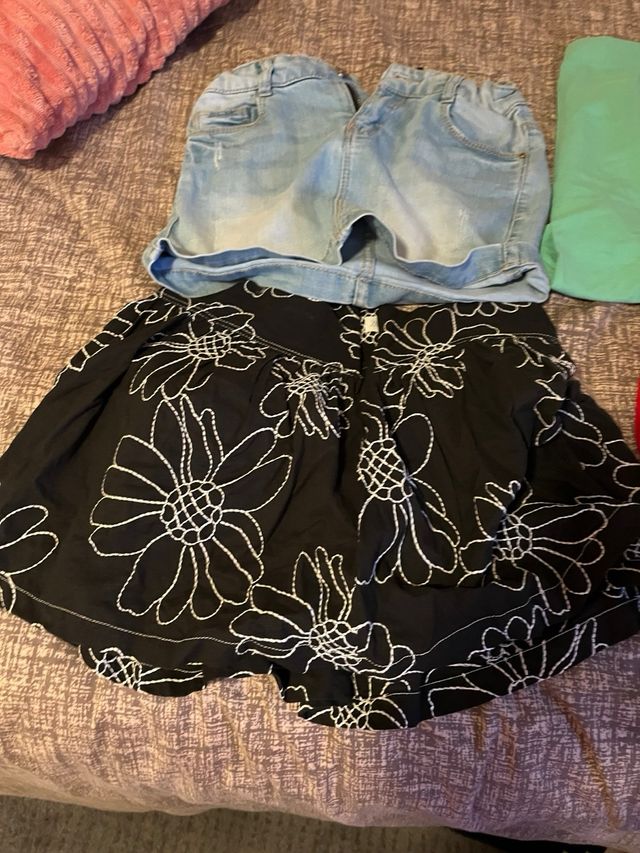 Lote 6 pantalones cortos niña y dos faldas 10-13
