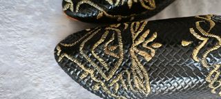 Babouche artigianali in pelle ricamate