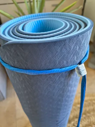 Esterilla Yoga Antideslizante. Romix en color azul