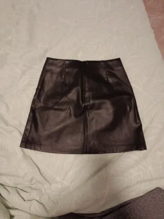 Falda polipiel M Pull&Bear