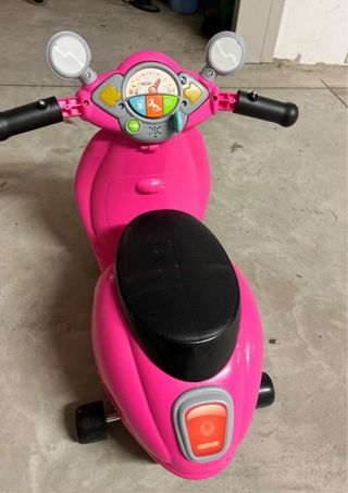 Vespa Primavera Italia Chicco Rosa
