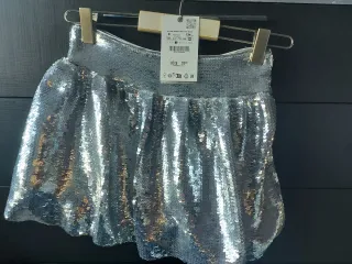 Falda lentejuelas niña nueva Talla S Edad 9