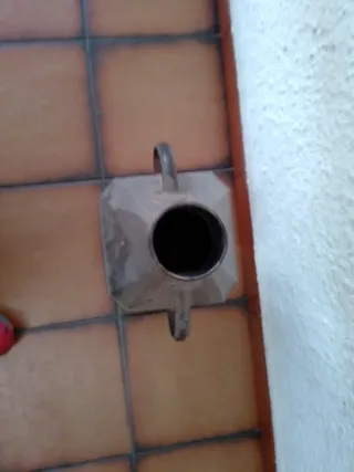 Cántaro de aceite antiguo de cobre