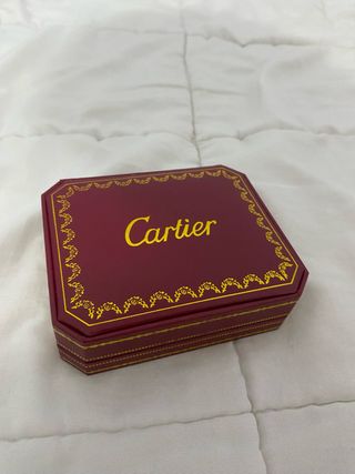 Caja Cartier Roja y Dorada