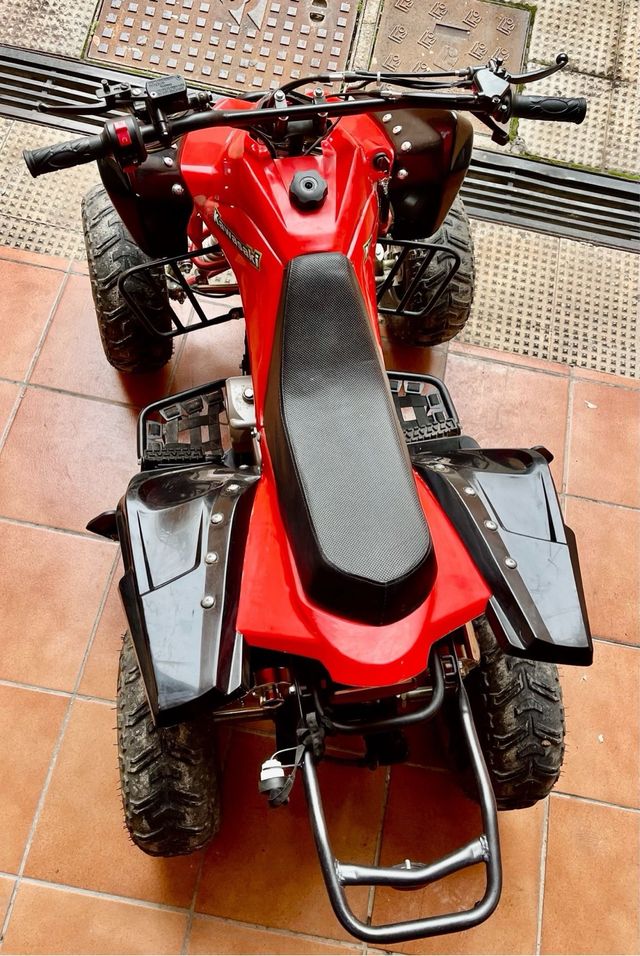 Quad 125cc con mando y arranque eléctrico