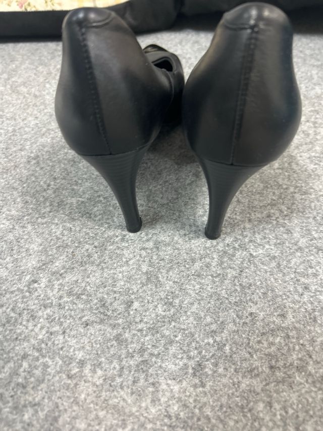 Zapatillas de tacón negras