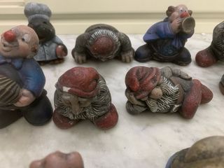Lotto personaggi in pietra