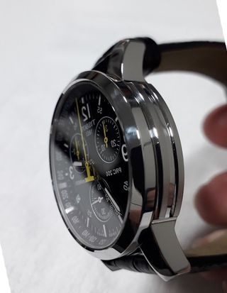 Reloj Tissot Cronógrafo Negro/amarillo