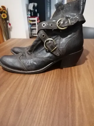 Stivaletti Nero Giardini Pelle Neri