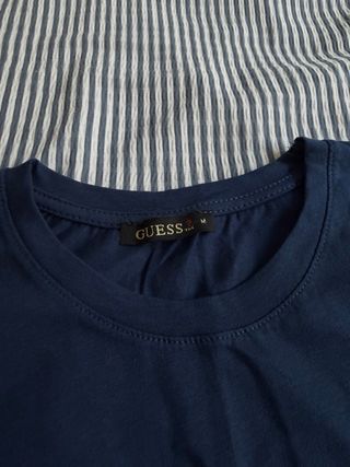 Camiseta Guess Azul Manga Corta