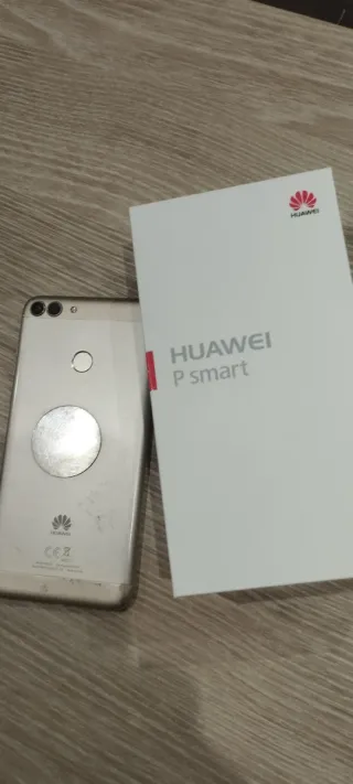 Telefono Huawei P Smart 32GB Argento/Bianco