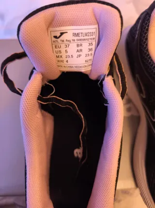 Zapatillas Joma Negras y Rosas