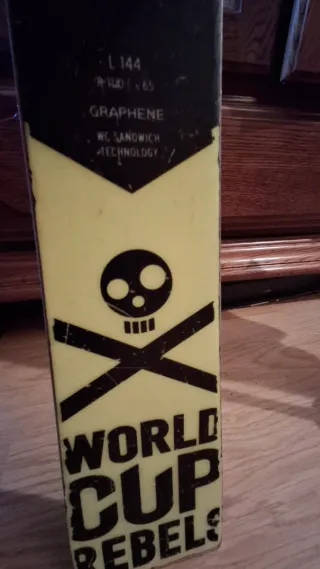 Lote Skis Head WorldCup 144cm + Botas Talla 25