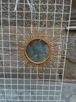 Specchio a forma di sole in vimini anni '60/'70