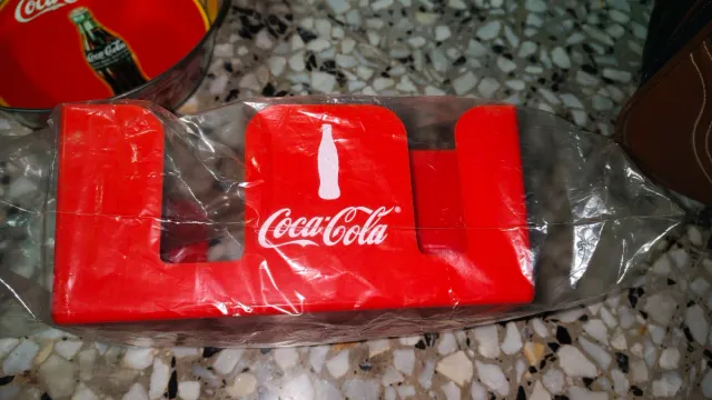 Scatola Coca-Cola Rossa