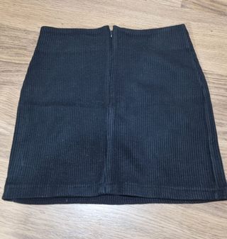 Conjunto falda y chaqueta negra