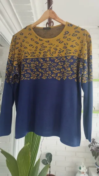 Jersey fino mostaza y azul