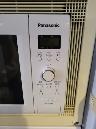 Microondas Panasonic con grill