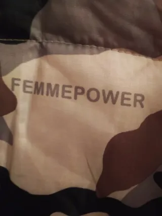 Anorak Bershka Camuflaje