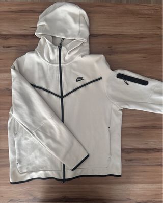 Nike Tech Fleece Beige