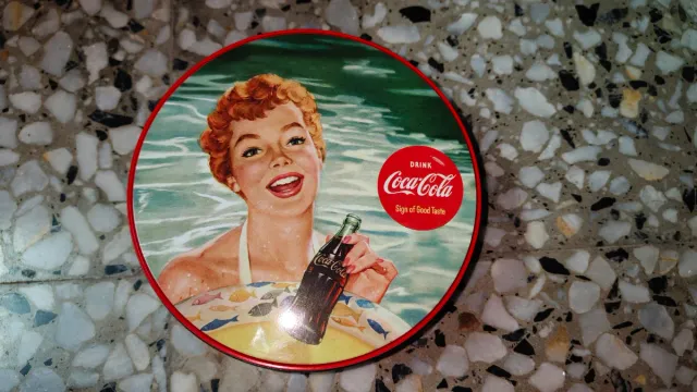 Scatola metallica Coca-Cola vintage
