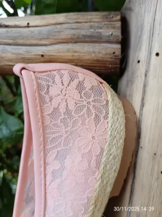 Bailarinas de encaje rosa y beige