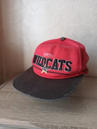 Lotto 4 cappellini sportivi vintage