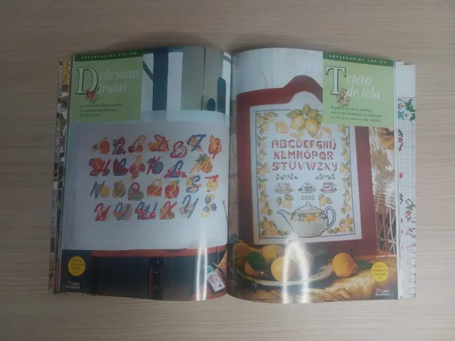 Libros de punto de cruz