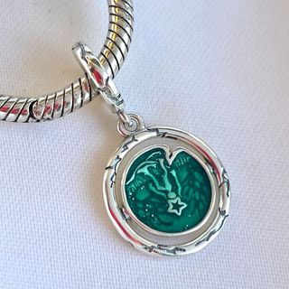 CHARM STRANGER THINGS DEL REVÉS NIÑOS