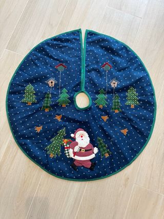 Gonna per albero di Natale con design festivo per coprire le gambe dell'albero