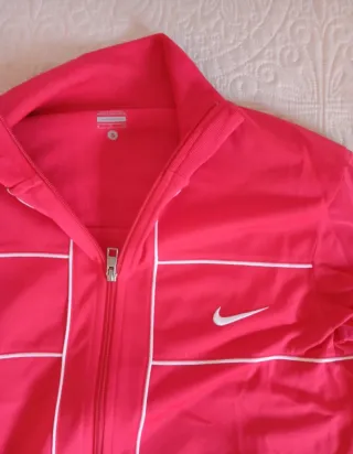 Chaqueta Nike Roja Talla S