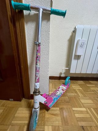Patinete unicornio 5-8 años