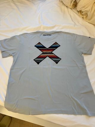 Camiseta Blue Banana Talla L colot azul cielo