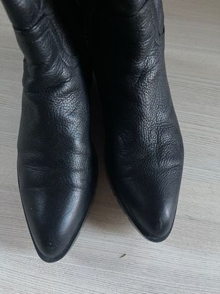 Botas de cuero negras